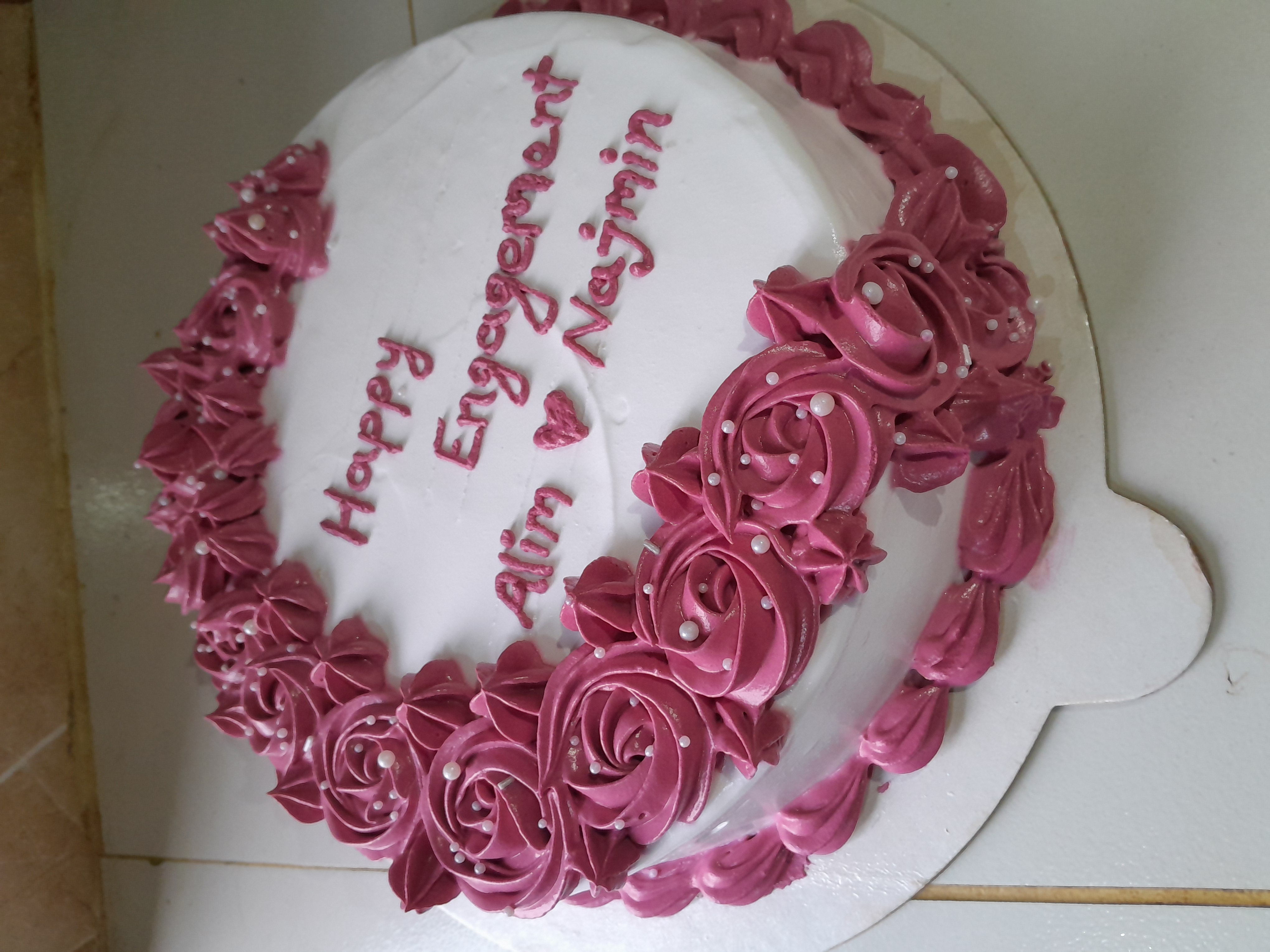 Red Flower Cake